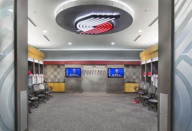 trail blazers store moda center